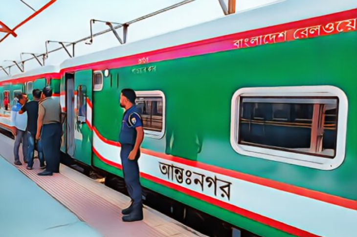 কক্সবাজারের ট্রেন, চকরিয়ায় পাথর নিক্ষেপ থামান